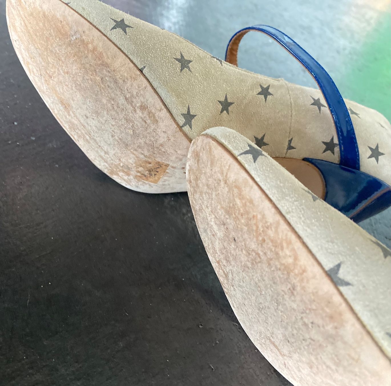 Damenschuhe: Pumps mit Sternen von Eley Kishimoto 38 – Gebraucht aus Chur von simhofstr 4