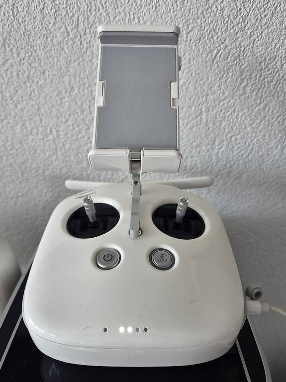 RC Modellbau: DJI Phantom 4  – Gebraucht aus Villars-sur-Glâne von scala-x 1