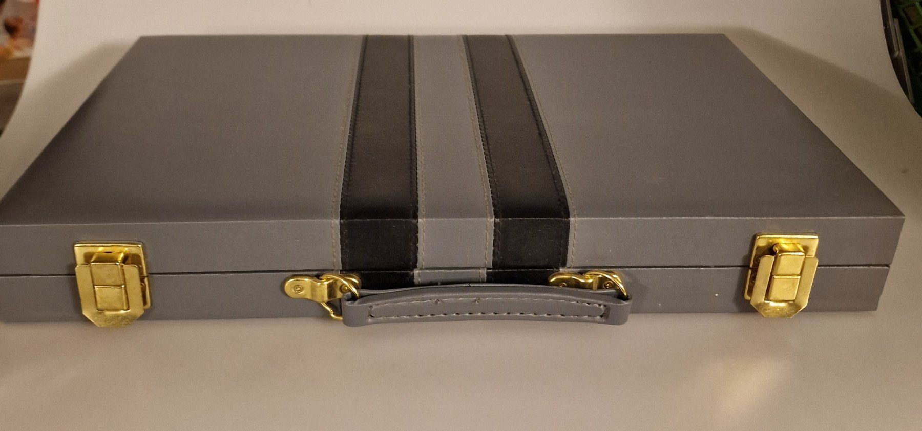 Jeux: Edles Backgammon Spiel Neu – Neuf avec emballage d'origine à Oberuzwil par aseinkaufswelt 1