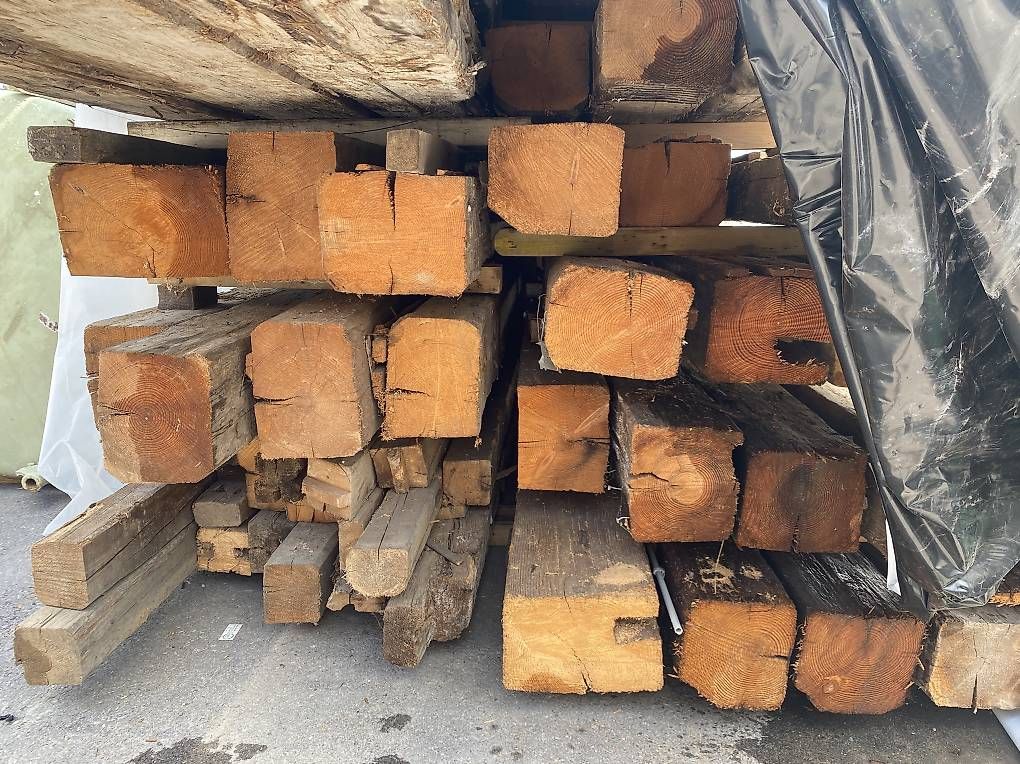 Articoli in legno: Altholzbalken ca. 250 jährig – Usato da Frenkendorf venduto da Maetti 3