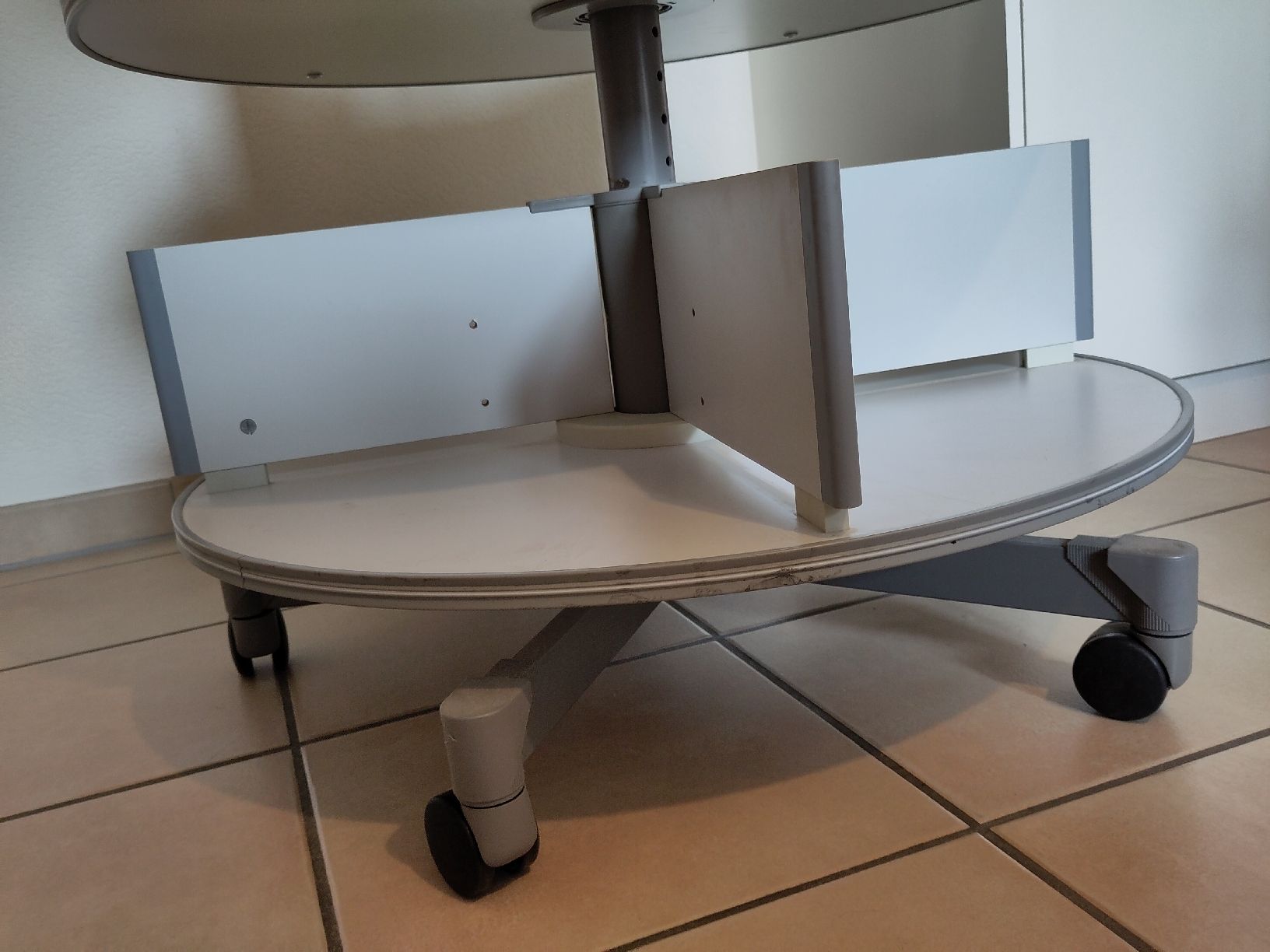 Scaffali: Colonne rotative pour classeurs, marque Moll – Usato da Neuchâtel venduto da div_5c6j 2