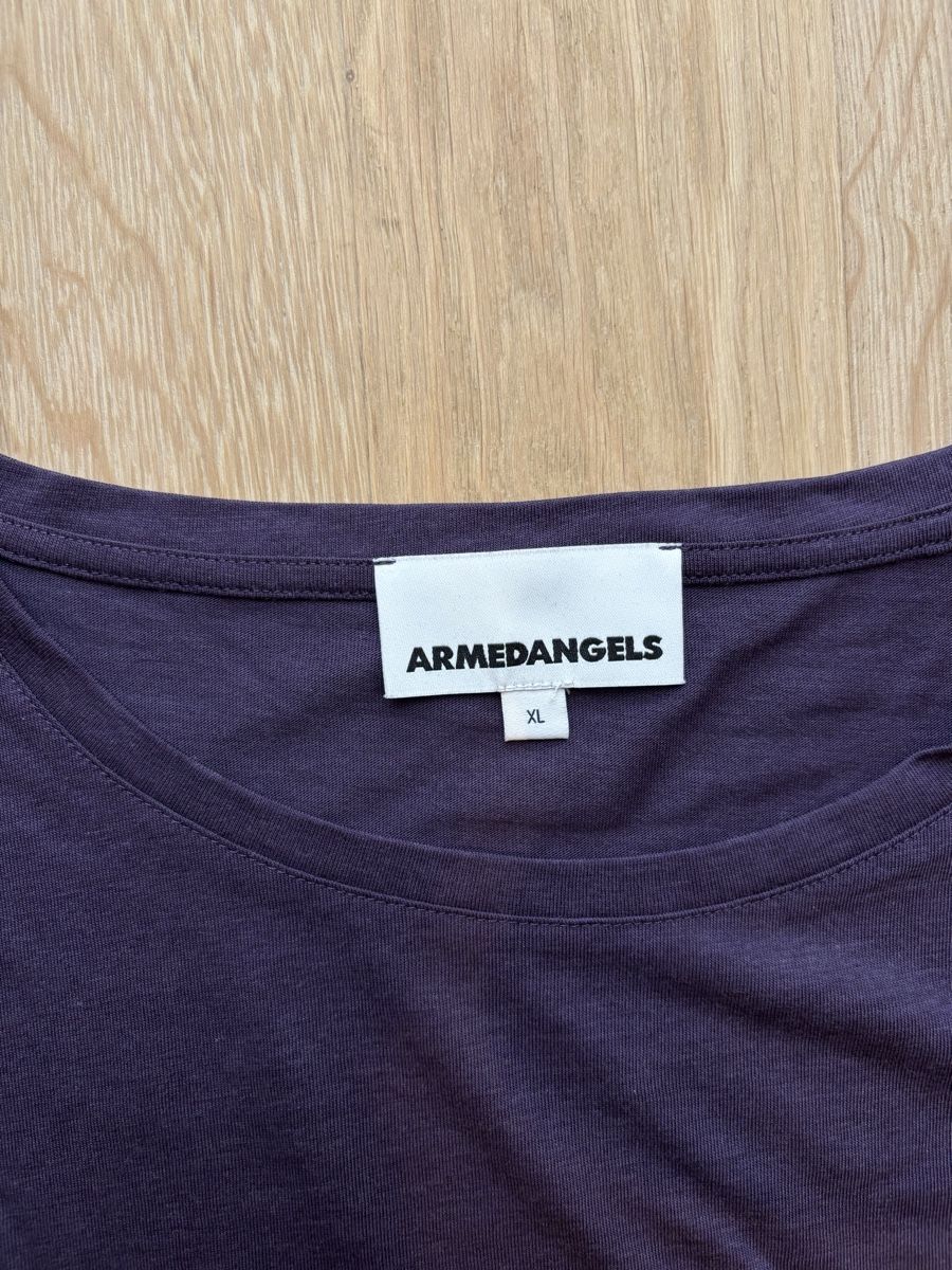 Armedangels T-shirt: Shirt Armedangels XL brombeere – Nuovo (secondo la descrizione) da Gwatt (Thun) venduto da Bioethanol01 1