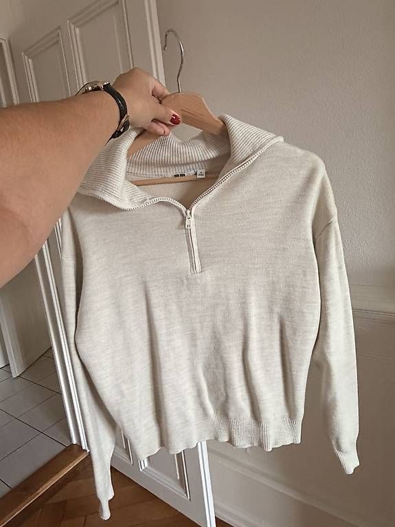 Maglioni & Felpe: Pull Uniqlo U écru demi-zip  taille M – Usato da Lausanne venduto da amandagoet 1