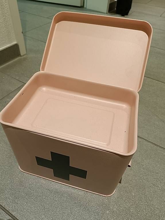 Contenitori & Simili: MEDIC Medikamentenbox – Usato da Thun venduto da mon_nk6p 2