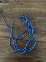 Blaue Schnuerssenkel, neuwertig, Top Zustand!