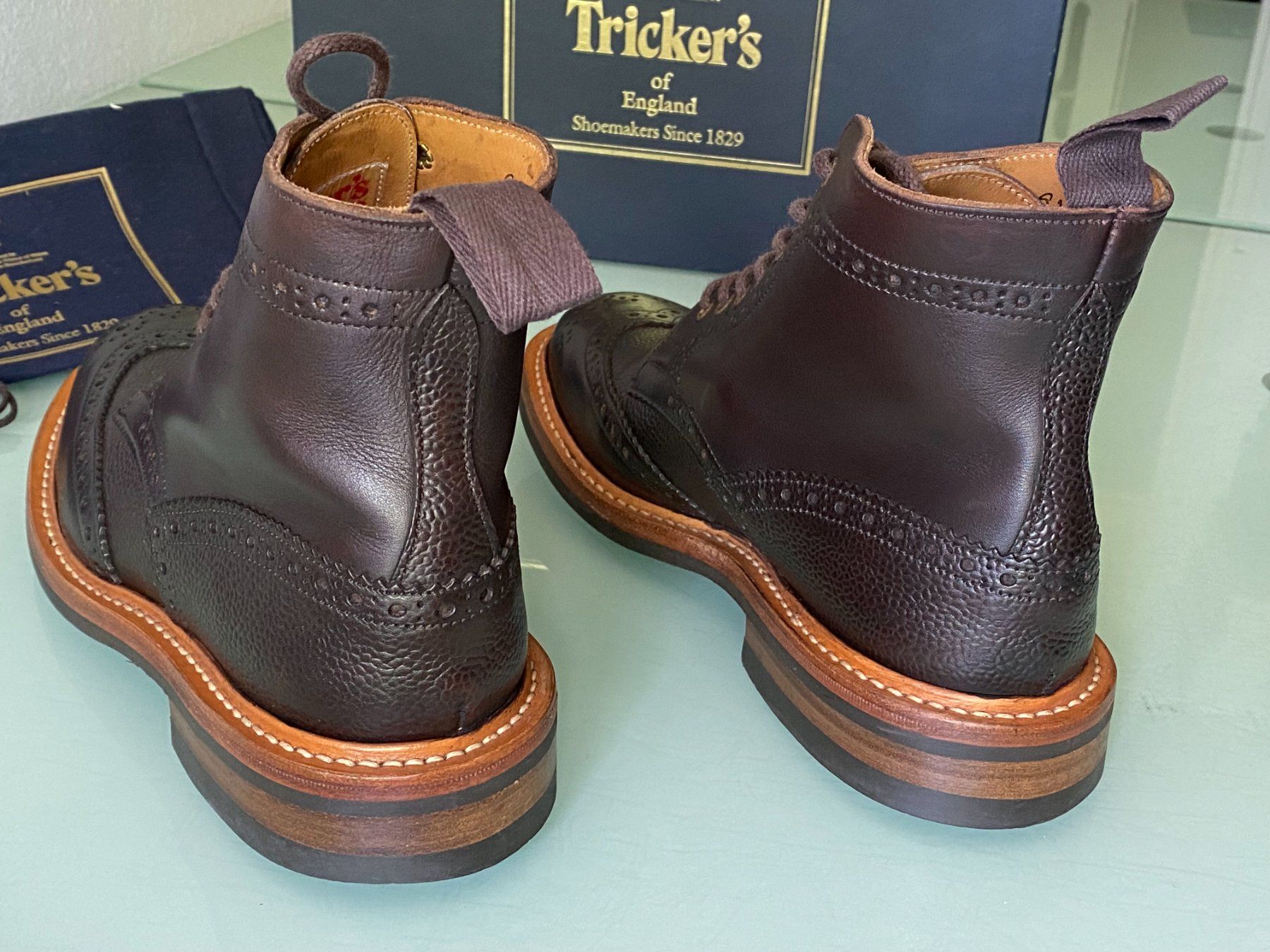 Scarpe da uomo: TRICKER'S Brogue Two Tones Braun Leder Stiefel Boots 40.5 – Usato da Kreuzlingen venduto da kruezbiz 2