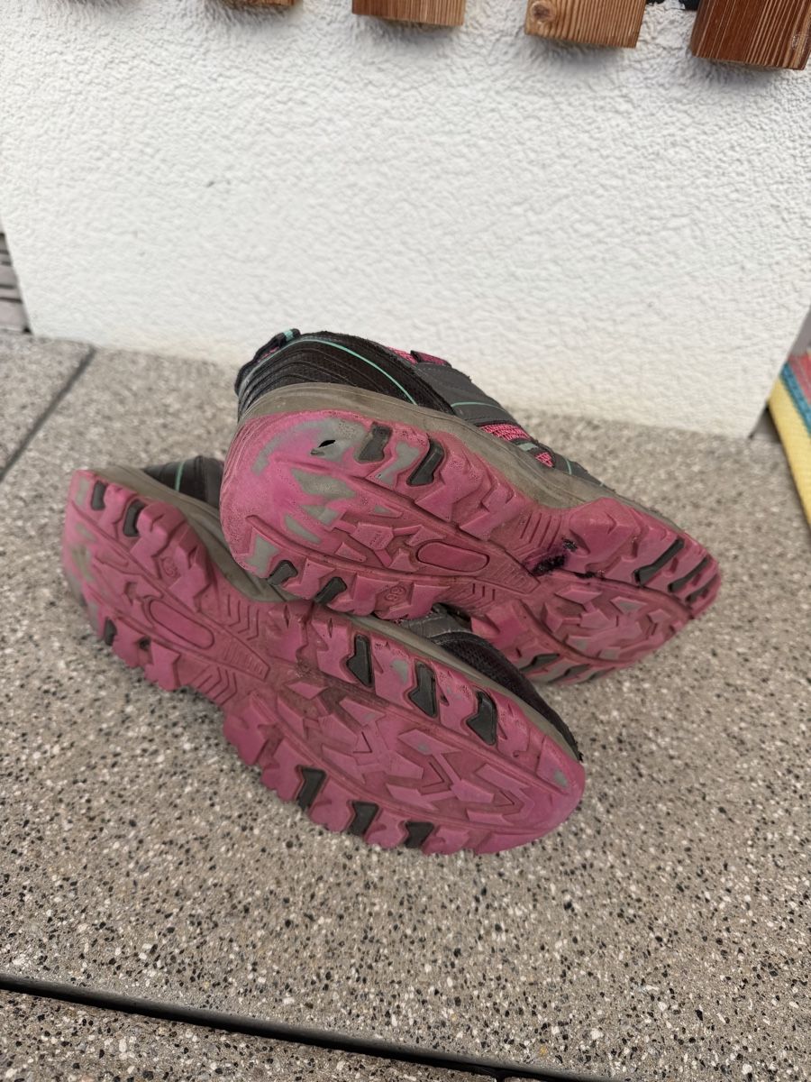Scarpe per ragazze: Trekking-Schuhe Mädchen  – Usato da Pfäffikon ZH venduto da aveo14 2