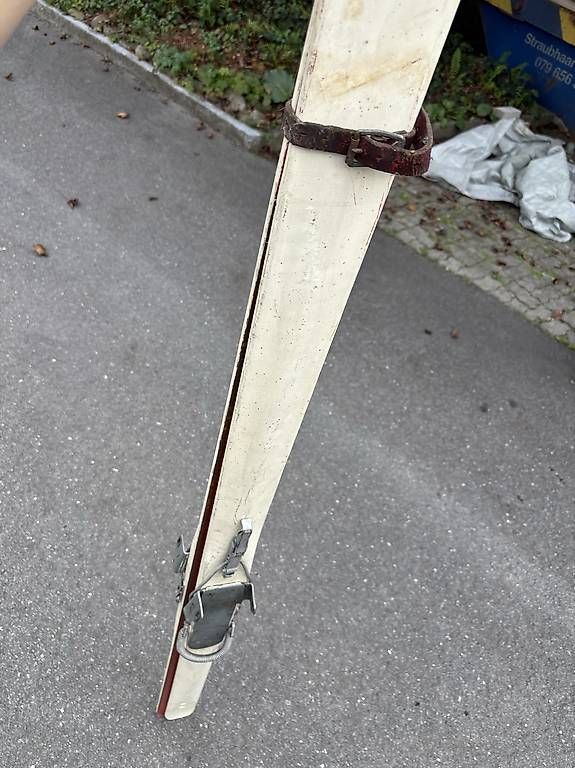 Skis: Antike Ski – Gebraucht aus Tschingel von MichuA 3