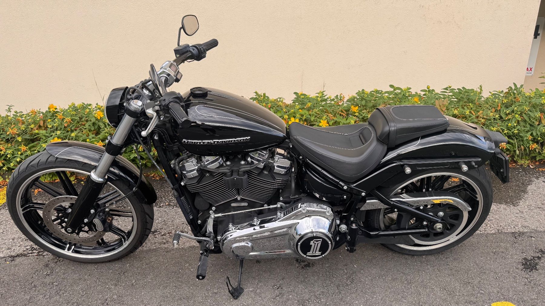 Harley-Davidson Cruisers: Harley Davidson Breakout FXBRS 114 – D'occasion à Sarnen par b.88 7