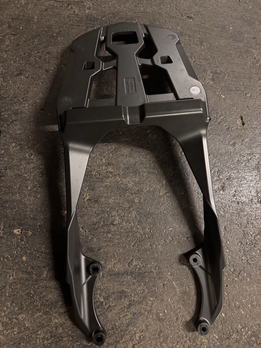 Yamaha Topcase: Support top case Yamaha mt09 – Usato da Bulle venduto da Leo1202