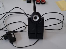 Jabra Headset mit Ladestation schwarz akzeptabler Zustand