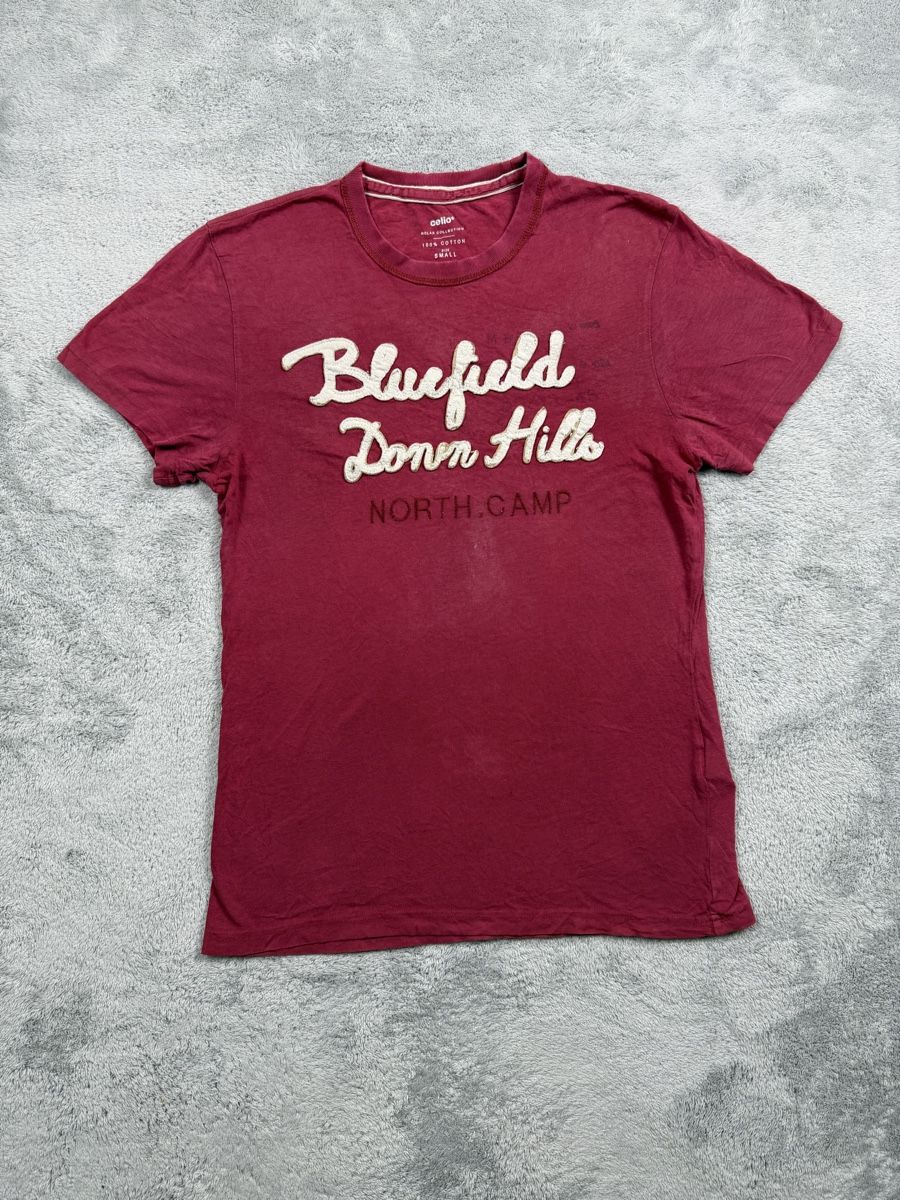 T-Shirts: Y2k woman tee – Gebraucht aus Erlinsbach SO von TogaResell
