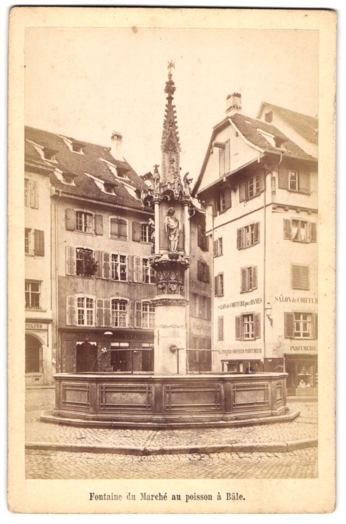 Fotografie & Manifesti: Fotografie Basel, Fontaine du Marche au  – Usato da Berlin venduto da bartko-reher