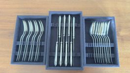 Jezler "Perles" argent 800, 66 pièces