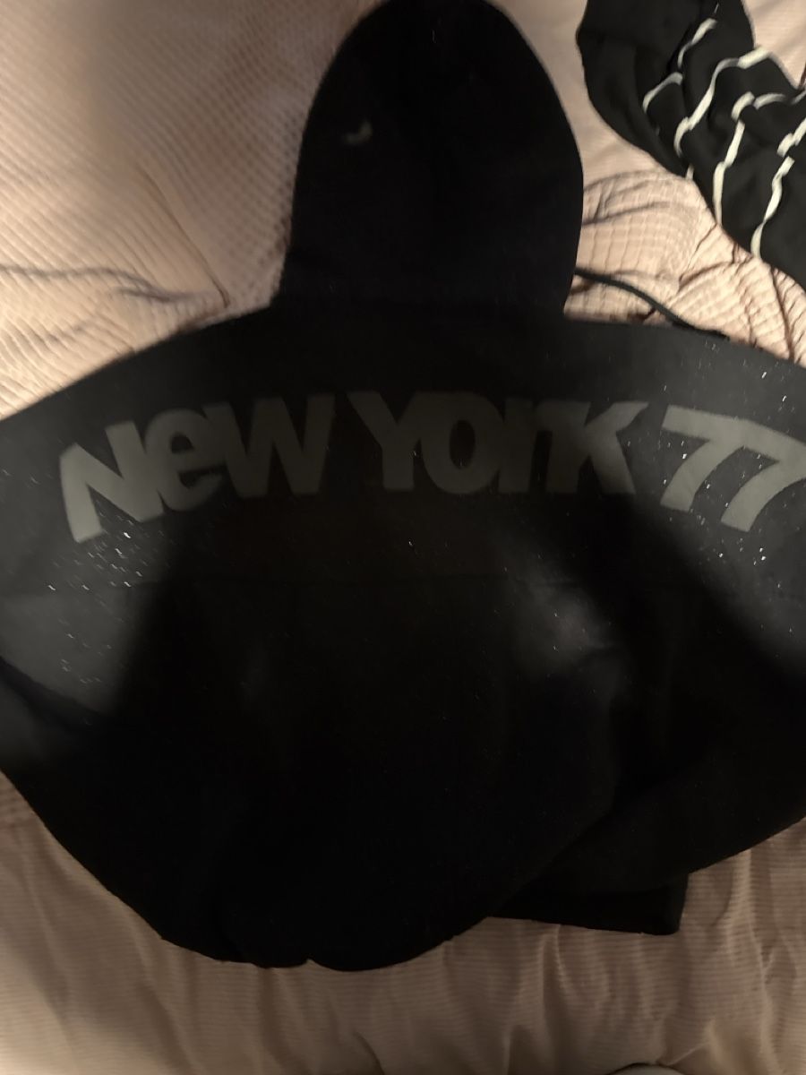 Lots de vêtements: Pull H&M – Neuf (Voir description) à Chêne-Bougeries par dav_x99l 1