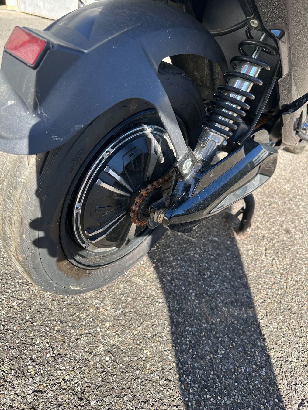 Veicoli elettrici: Elektroroller E-Scooter – Difettoso da Liestal venduto da FuV01 3