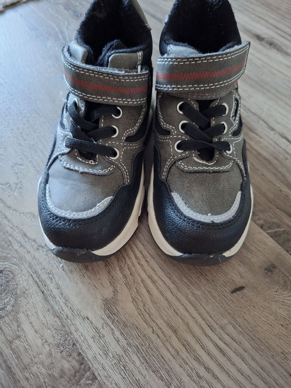 Esprit Scarpe per ragazzi: Schuhe Kinder Esprit Grösse 26 – Nuovo (secondo la descrizione) da Winterthur venduto da Ausmisten2026 3