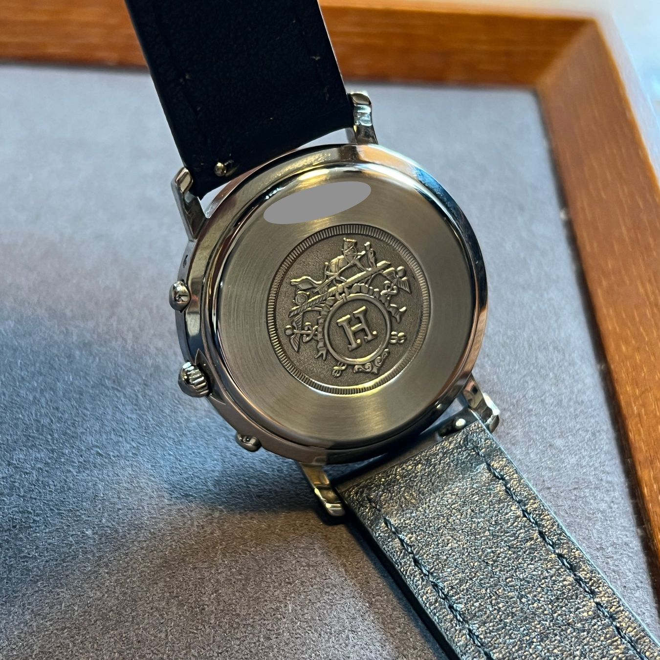 Hermès Orologi: Hermès Clipper Quartz Chronograph CL1.910 – Usato da Carouge GE venduto da Watchaser 4