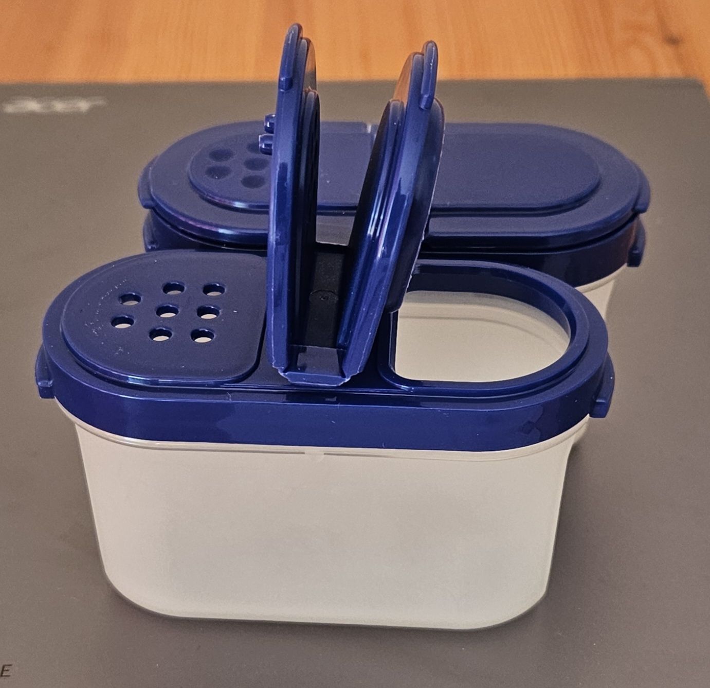 Tupperware Behälter & Ähnliches: Mini Gewürzdosen Set – Neu und originalverpackt aus Hasle b. Burgdorf von buddle32 1