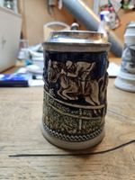 Bierkrug mit Deckel Pferderennen Motiv guter Zustand (T1)