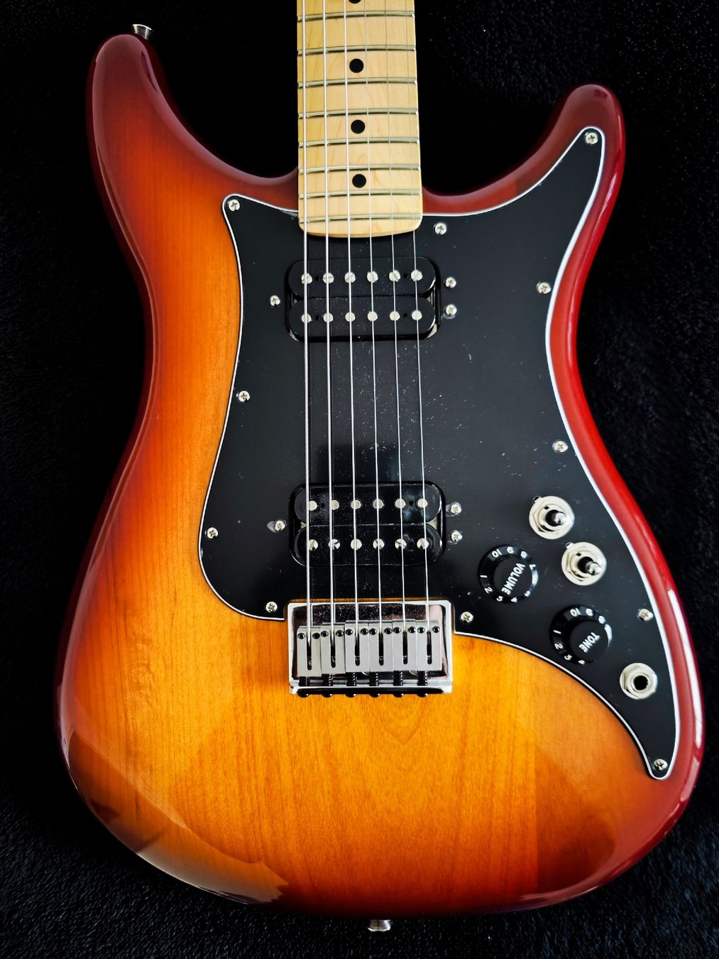 Fender Strumenti musicali: Fender Player Lead III – Usato da Obfelden venduto da tan_9h7p 4