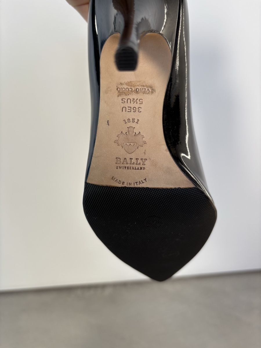 Bally Scarpe da donna: Bally Colette Pumps Lackleder Schwarz Gr.36 – Nuovo (secondo la descrizione) da Steinmaur venduto da aly_mhs6 5