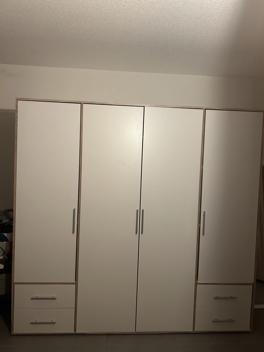Armadi: Armoire  – Usato da Grancy venduto da Raphaborg05