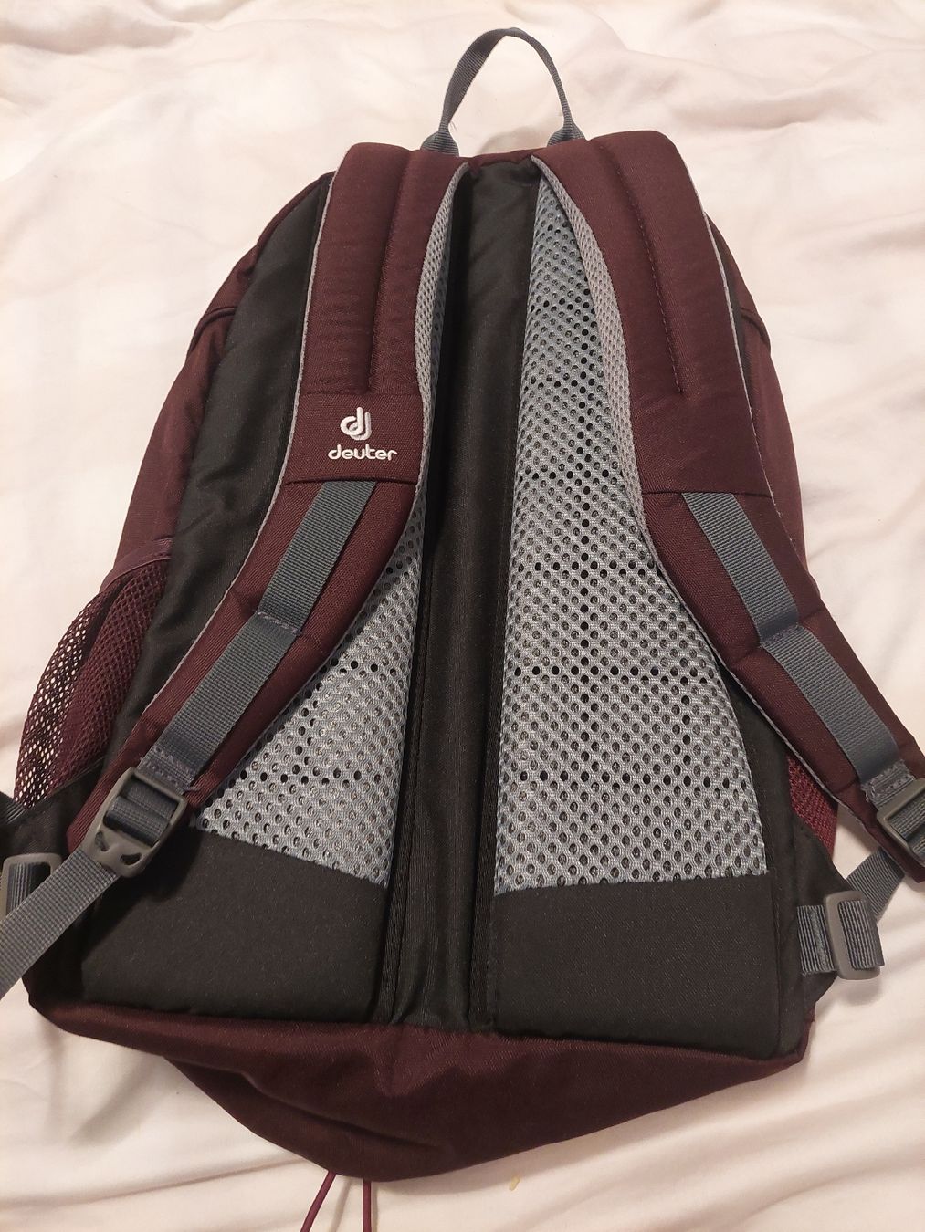 Deuter Zaini: Deuter Wanderrucksack, Neu Zustand, – Nuovo (secondo la descrizione) da Luzern venduto da M.Ai 2