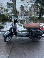 Schwarze Vespa PX 125 - Top Zustand