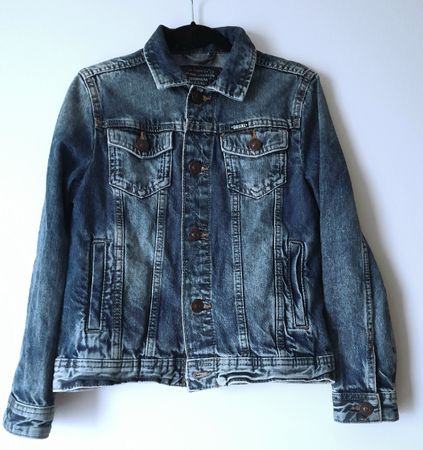 Lässige Jeansjacke mit Stilhighlihts Gr. 140