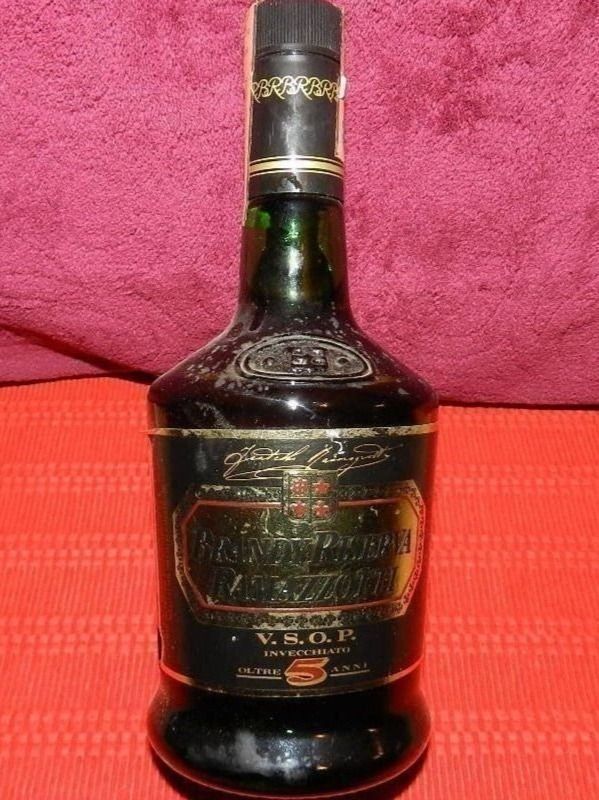 Bevande alcoliche: Brandy Riserva Ramazzotti 1990s – Nuovo (secondo la descrizione) da Emmenbrücke venduto da Ulisse-22