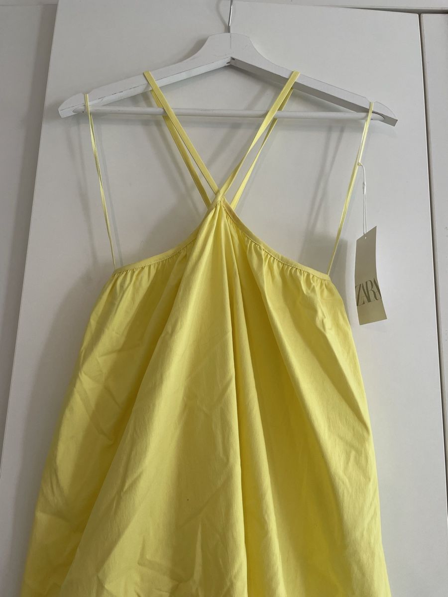Zara Kleider: Yellow Dress – Neu und originalverpackt aus Roche VD von closetcleanse 1