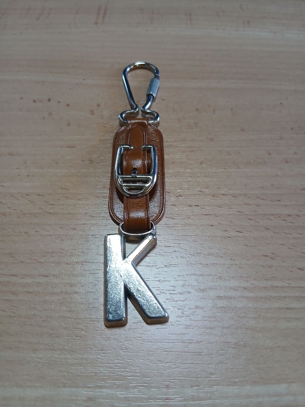 Schlüsselanhänger & - bänder: porte clé  – Neu und originalverpackt aus Vuadens von oiezo