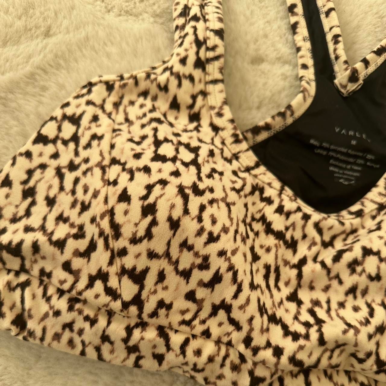 Lululemon Top: Varley Sport bh – Usato da Konolfingen venduto da gle_nbf9 3