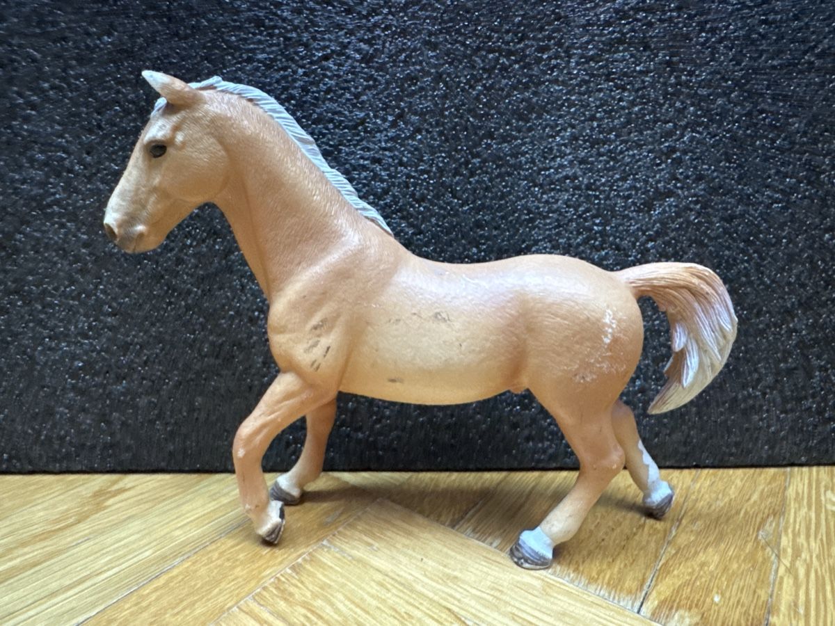 Schleich Figurines: Schleich Pferd  – D'occasion à Umiken par hope2008