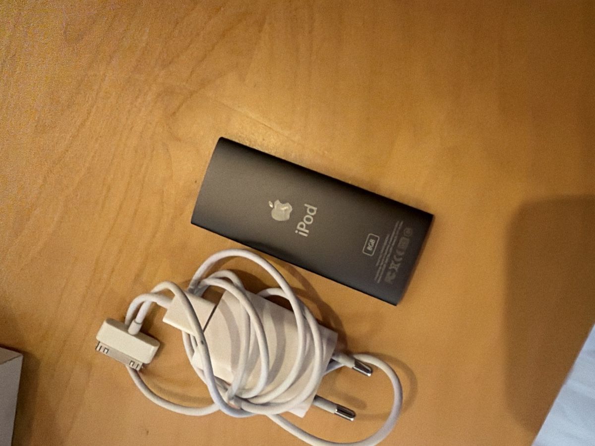 Apple Tragbarer Mediaplayer: Ipod Nano 4.Generation (8gb) – Neu (gemäss Beschreibung) aus Uetendorf von Loscar1 1