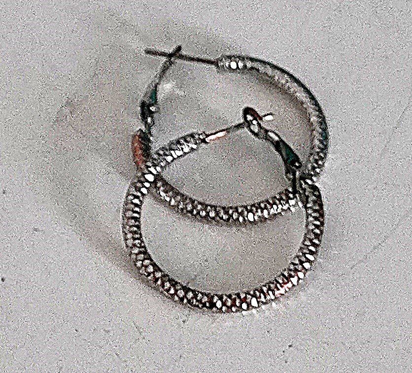 Ohrringe & -stecker: Modeschmuck Ohrenringe – Gebraucht aus Baar von 2cvbaar 2