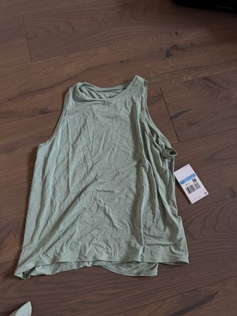 Nike Zenvy top
