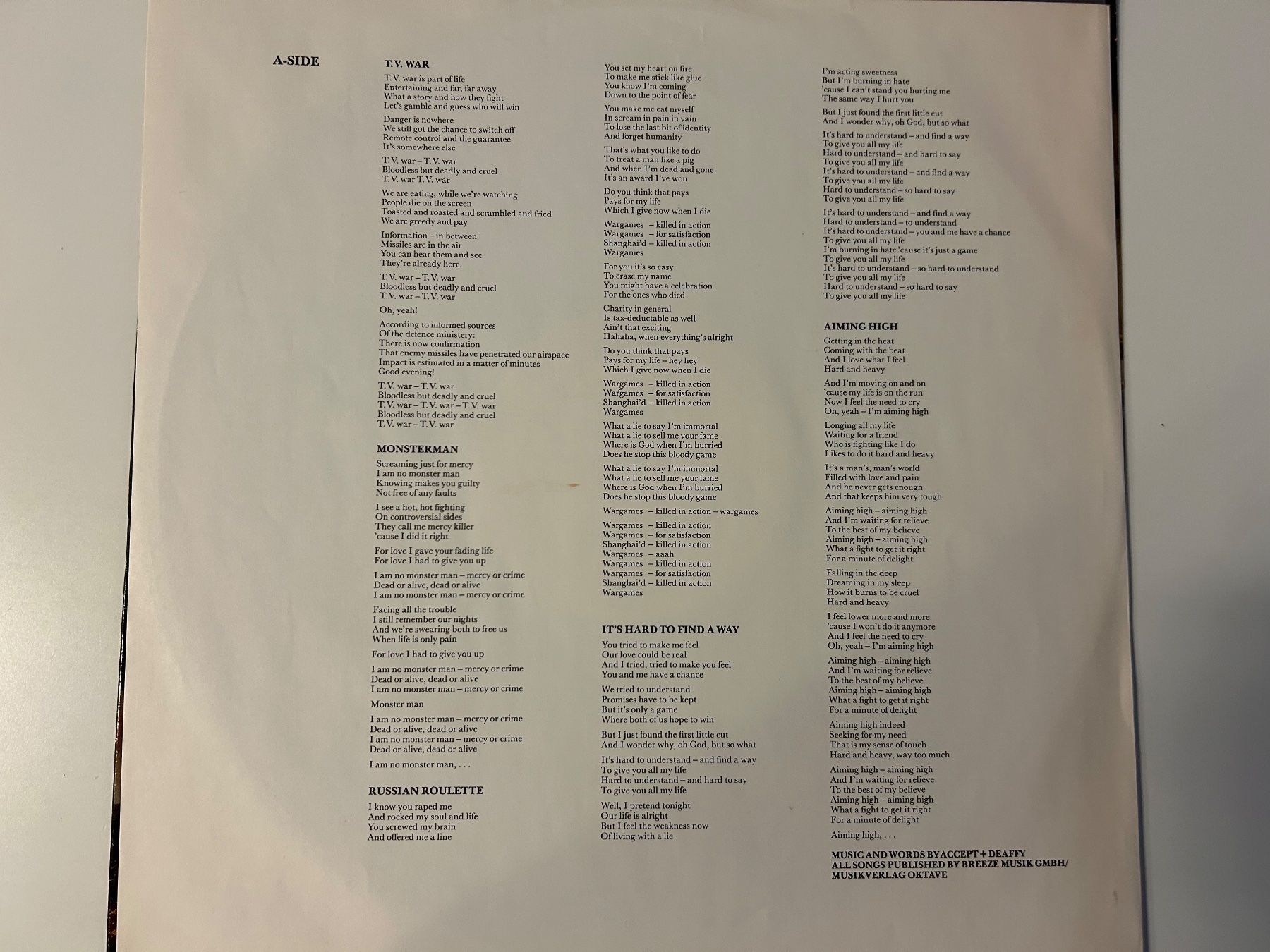 Dischi in vinile: Accept - Russian Roulette LP, Original Pressung, Top! – Usato da Aesch BL venduto da BlueMusicRecords 2