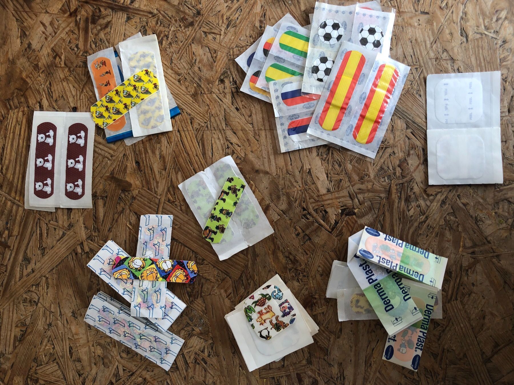 Spielzeuge: Kinder- Pflästerli – Gebraucht aus Strada von Betflo 3