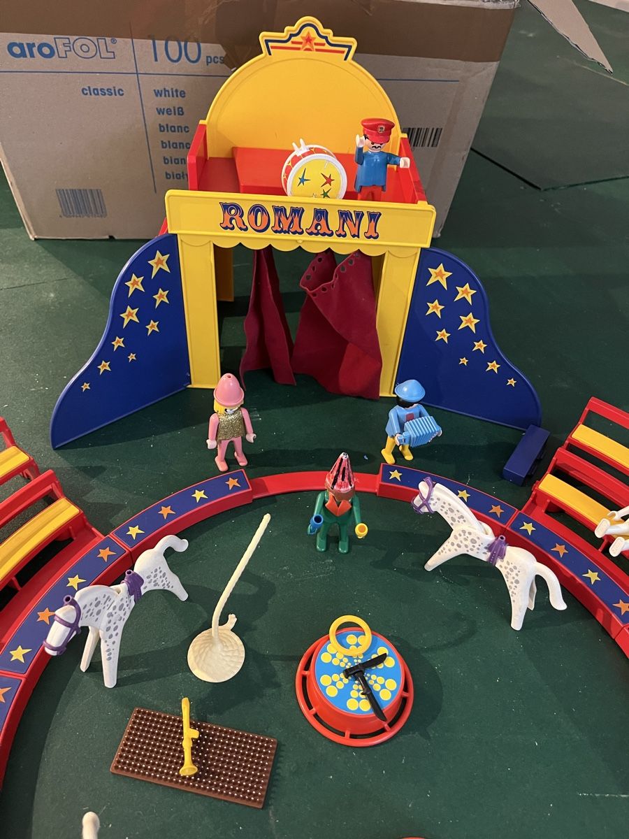 Playmobil Giocattoli: Playmobil Zirkus Romani – Usato da Frauenfeld venduto da adj04 1