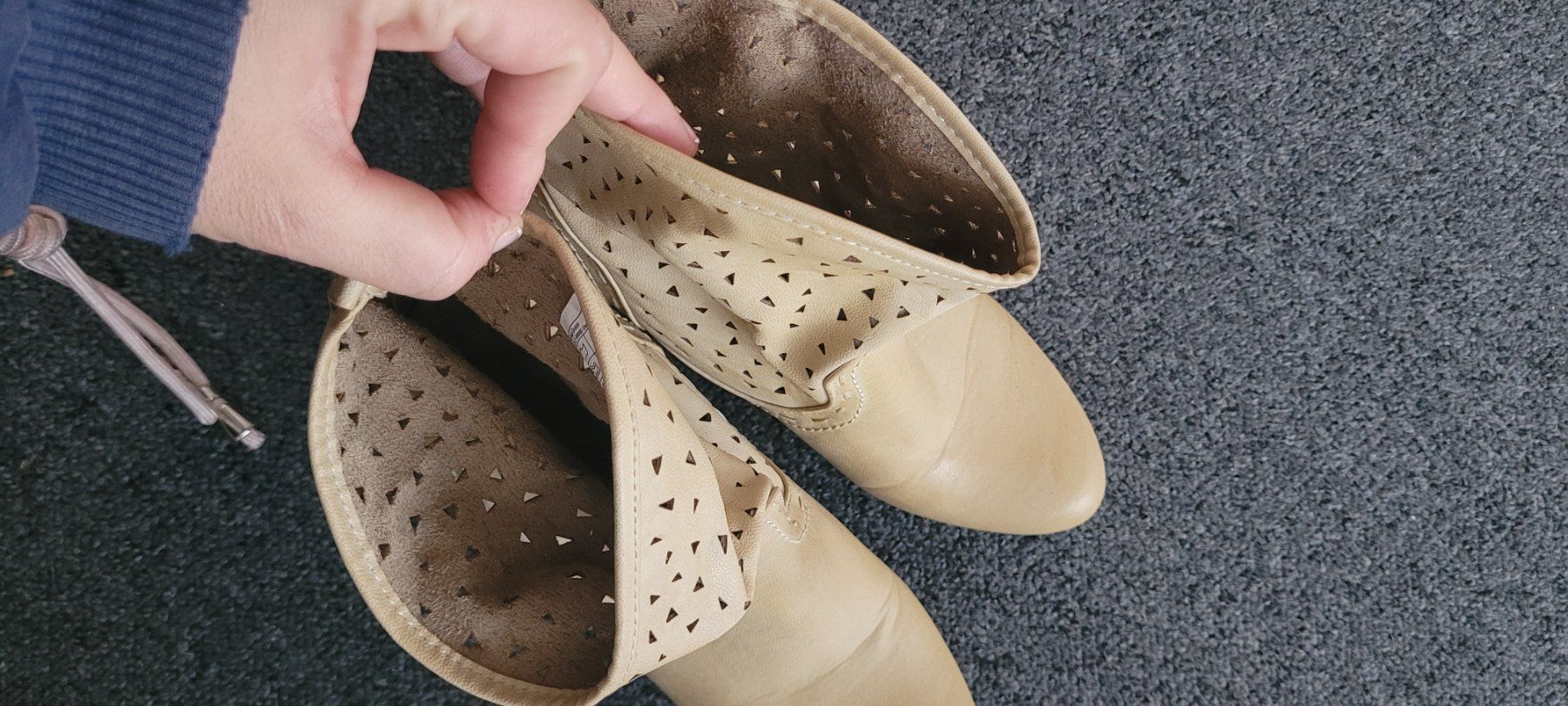 Scarpe da donna: Stiefel Gr.40 EINMAL GETRAGEN – Usato da Schöfflisdorf venduto da nun_zr8r 2