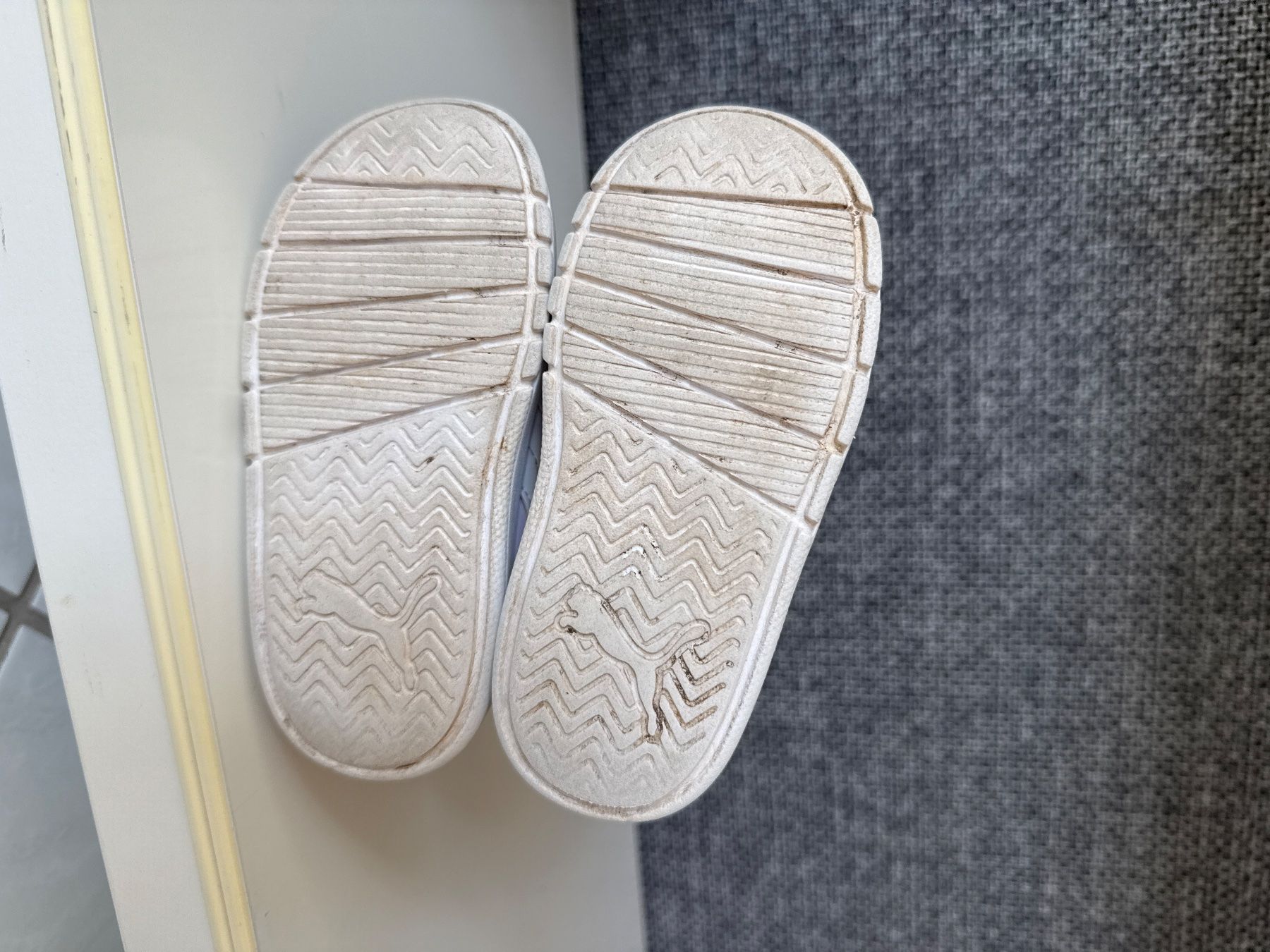 Puma Chaussures filles: Puma Turnschuhe Gr. 22 – D'occasion à Wettswil par claudiahel 2