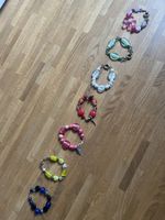 Ein Armband zum auswählen