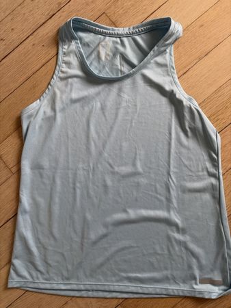 Damen Laufshirt hellblau Grösse M Decathlon guter Zustand