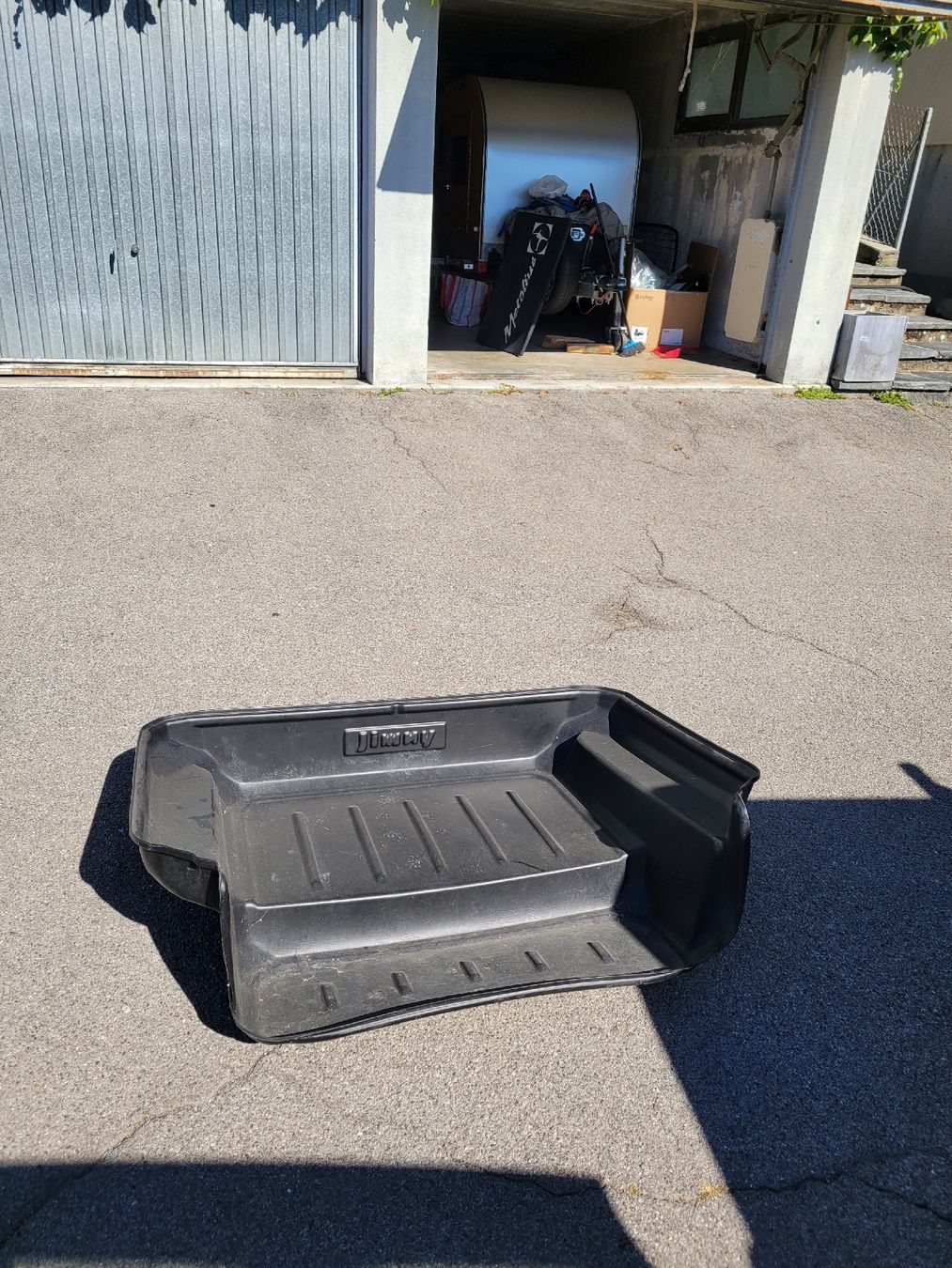 Suzuki Tutti pezzi di ricambio auto: Suzuki jimny trunk liner /storage – Usato da Jongny venduto da jar_fdh5 3