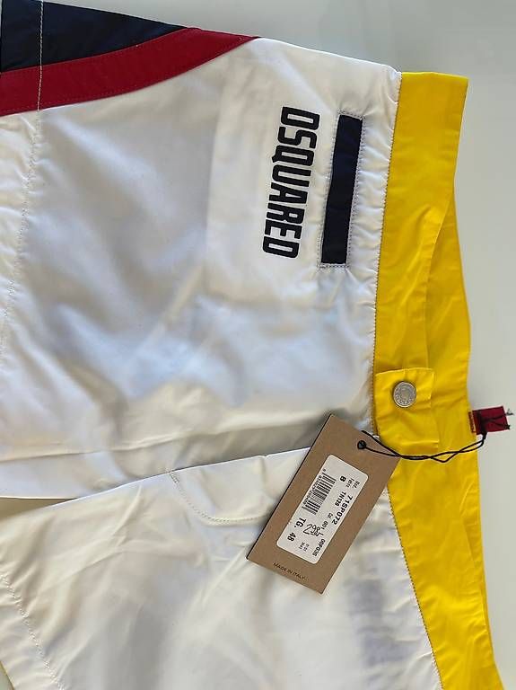 Dsquared2 Costumi da bagno: Dsquared2 Badeshorts NP.298.- CHF – Nuovo (secondo la descrizione) da Pratteln venduto da Rbubi 1