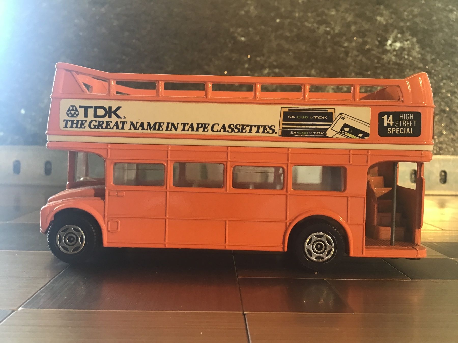 Corgi Toys Modellbausätze & Standmodelle: MODEL CORGI – Gebraucht aus Männedorf von Spezial-Modelle