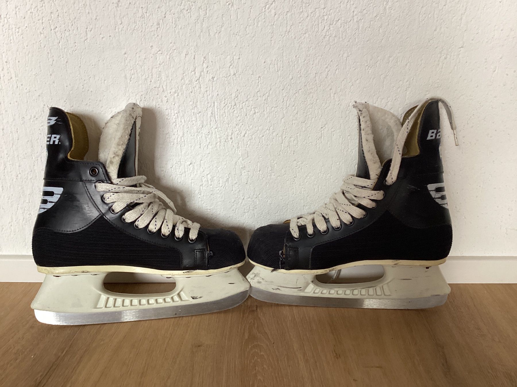 Bauer Schlittschuhe: Schlittschuhe – Gebraucht aus Dällikon von jambod 1