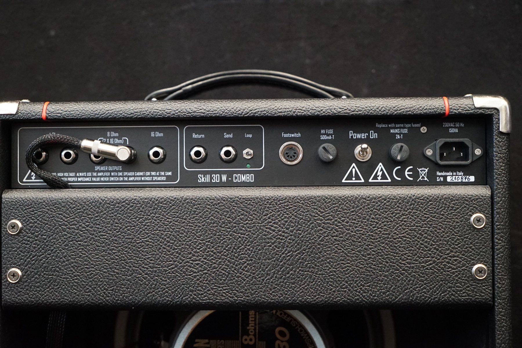 Amplificatori: Mezzabarba Skill 30 Combo, Celestion V30 Speaker, Footswitch – Usato da Ortschwaben venduto da Musictrade 7